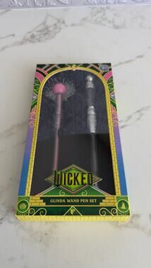 The Noble Collection Wicked Glinda's Wand Pen Set 2pk - Pink & Blue Ink NEW